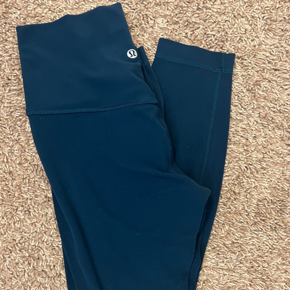 Lulu lemon align legging. High rise 23” size 4.
